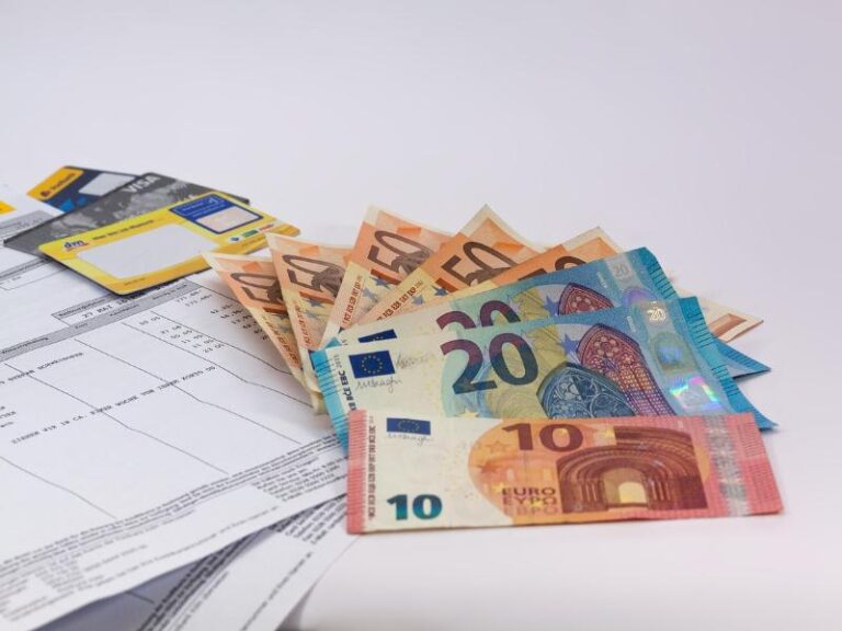 Credit Card Karma: Building a Financial Future You Can Be Proud Of